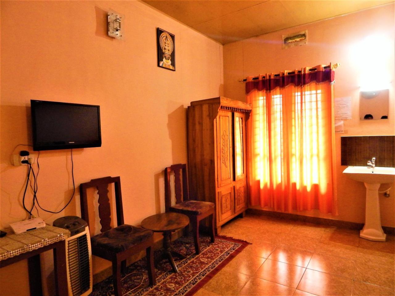 Sunbird Garden Resort Krishnagiri ภายนอก รูปภาพ
